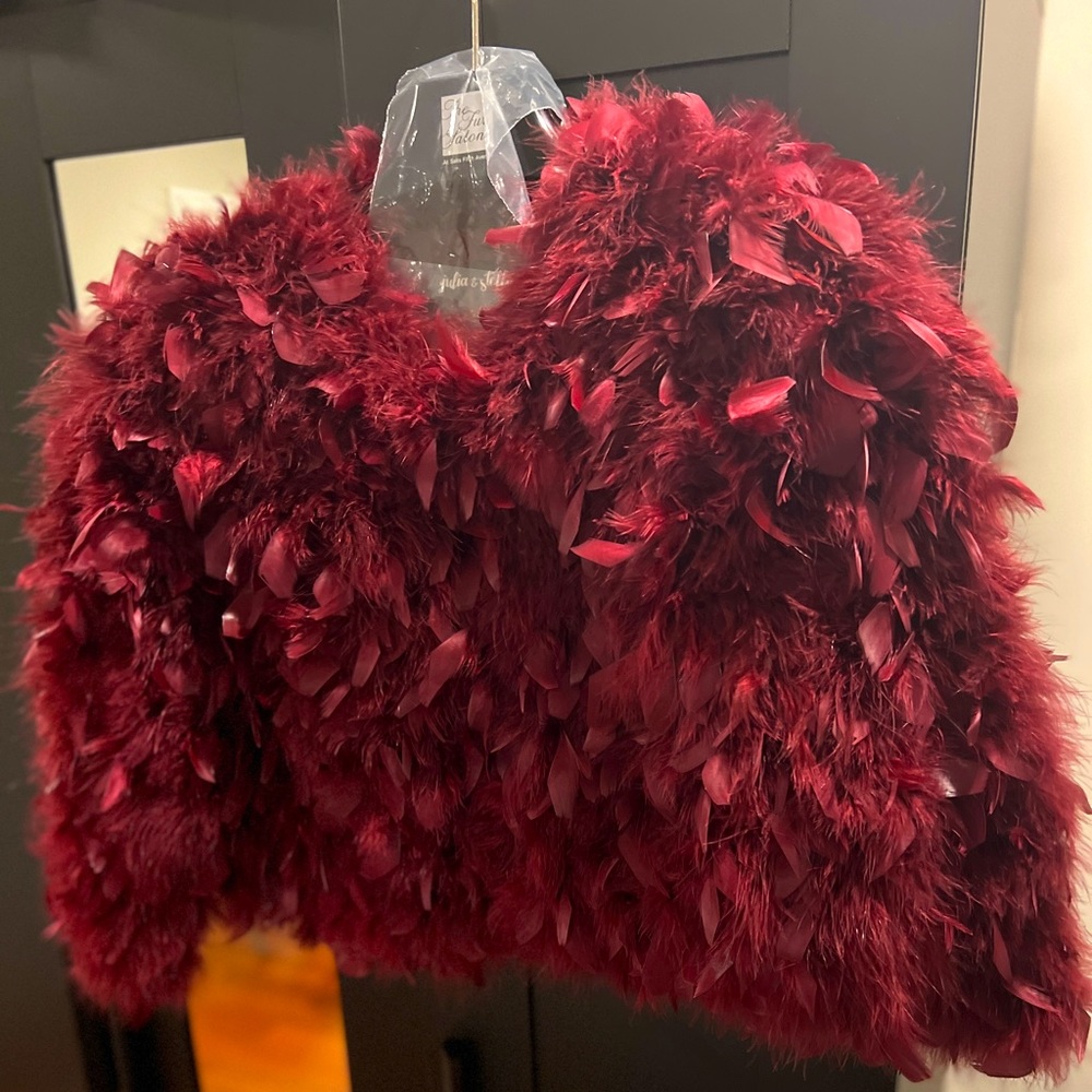 NWT 100% Authentic Julia & Stella Fur & Feather Bolero